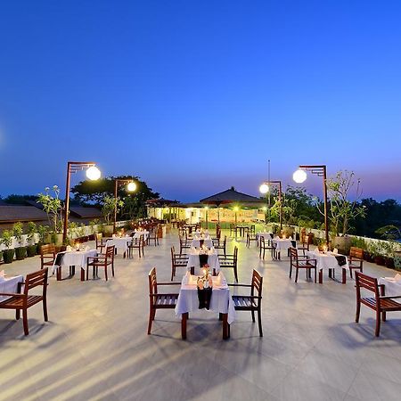 Zfreeti Hotel Nyaung-U Exterior photo