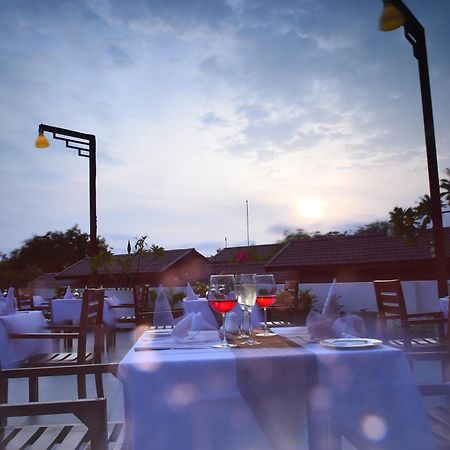 Zfreeti Hotel Nyaung-U Exterior photo