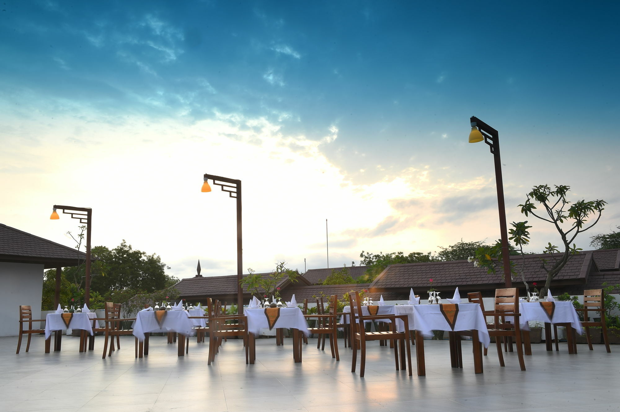 Zfreeti Hotel Nyaung-U Exterior photo